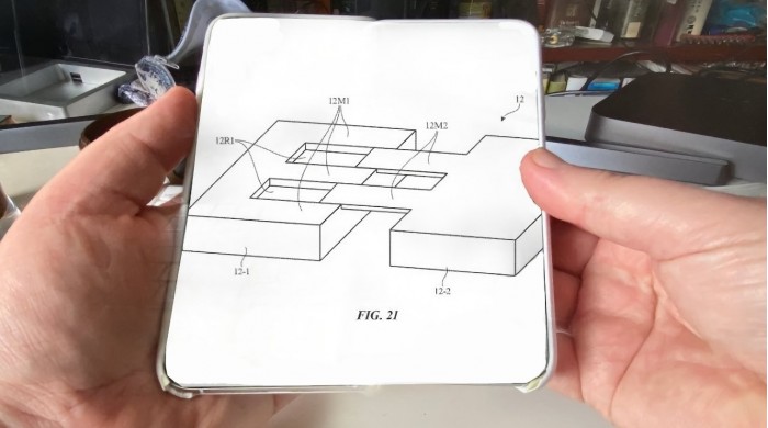 46979-91532-44919-87319-000-lead-Folding-iPhone-xl-xl.jpg