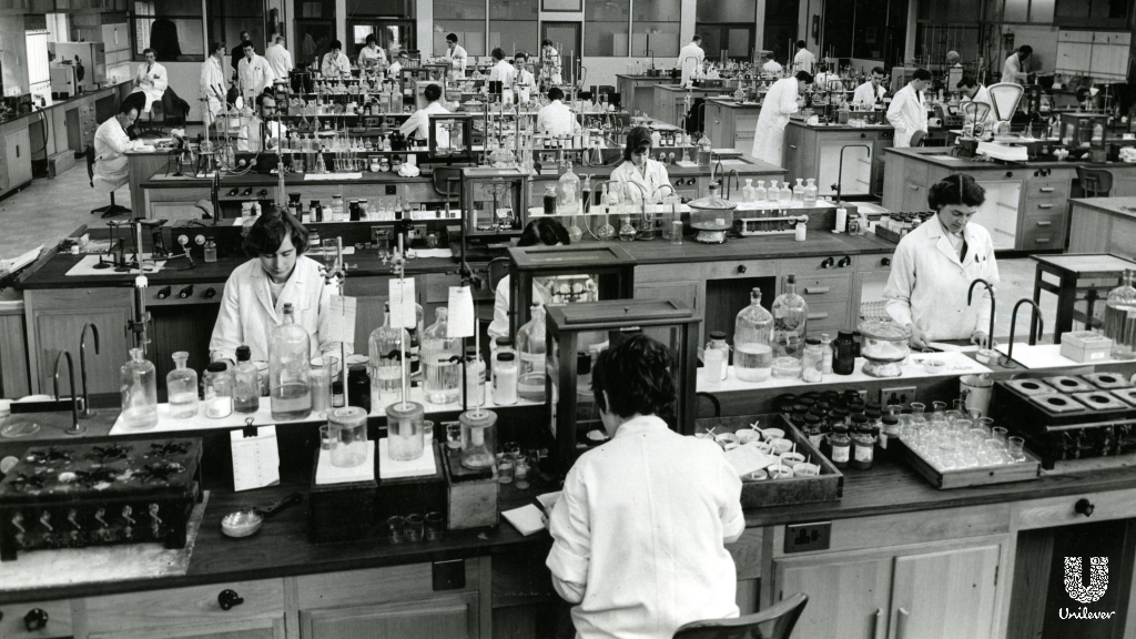 我在淋浴时应该思考人工智能吗创新中的稳健性自动化与新科学_第10页