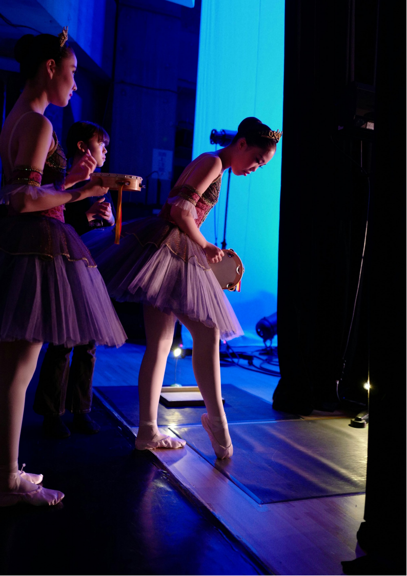 剑桥大学AI：2025年人工智能、版权与创意产业的生产力报告（英文版）_第8页