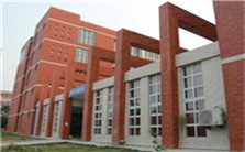 世界各地大学建筑的共性及意义视频教程 尤西林 1讲 陕西师范大学