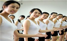 国际商务社交礼仪视频教程 张瑞生 7讲 黑龙江大学