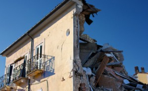地震灾害应急响应与救援处置——案例分析视频教程 曲国胜 4讲 中国地震应急搜救中心