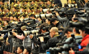 转型中国的问题与新闻人的担当— 一个记者对当代中国的观察与思考视频教程 王克勤 5讲 其他